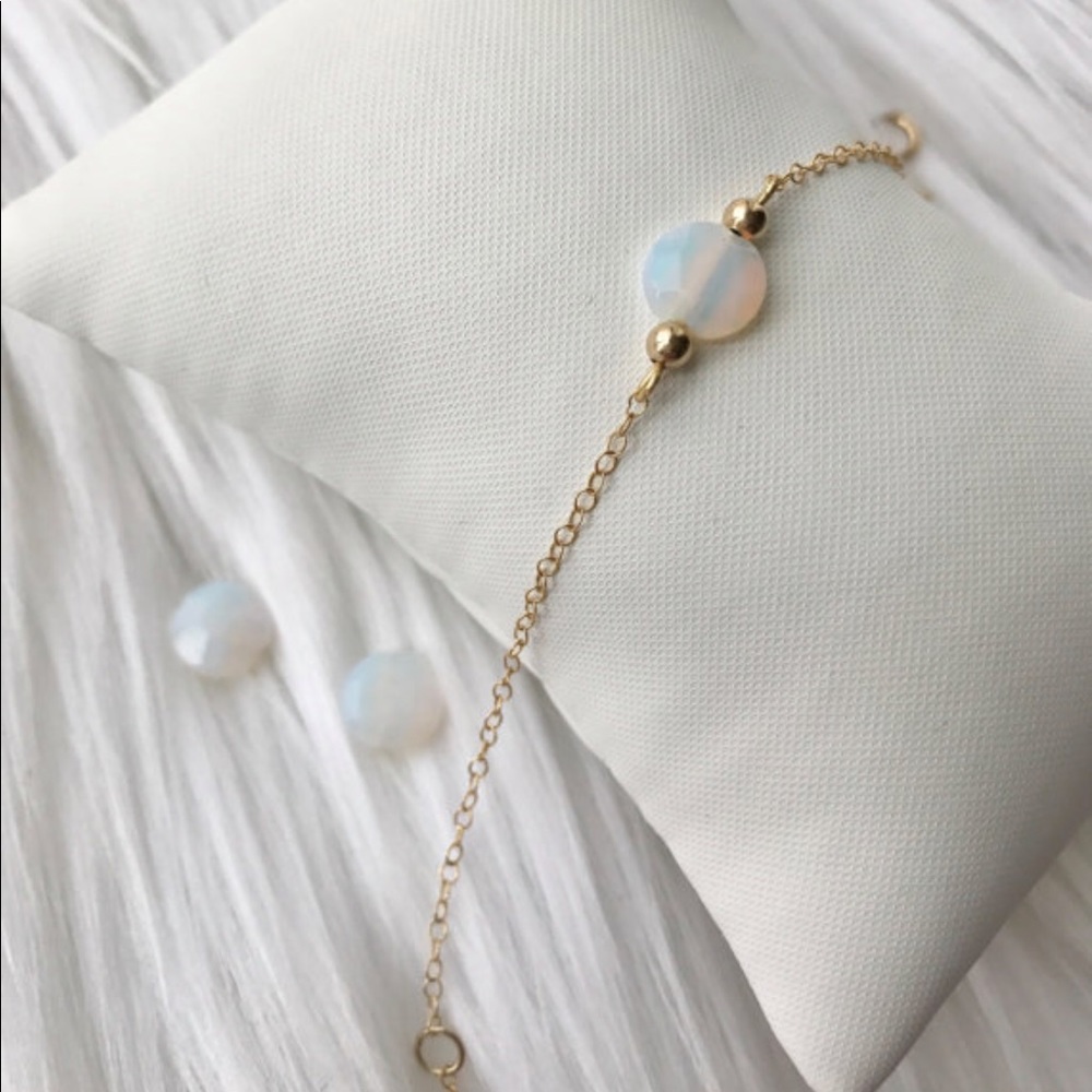 NWT ✨ 14k Gold Filled Opal Stone Chain Bracelet